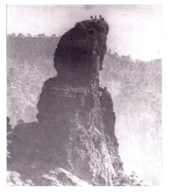 Escalada al Roque Idafe.